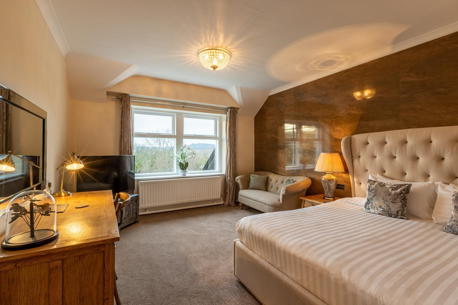 Lakes Hotel & Spa Bowness-on-Windermere Rum bild A bedroom at the hotel