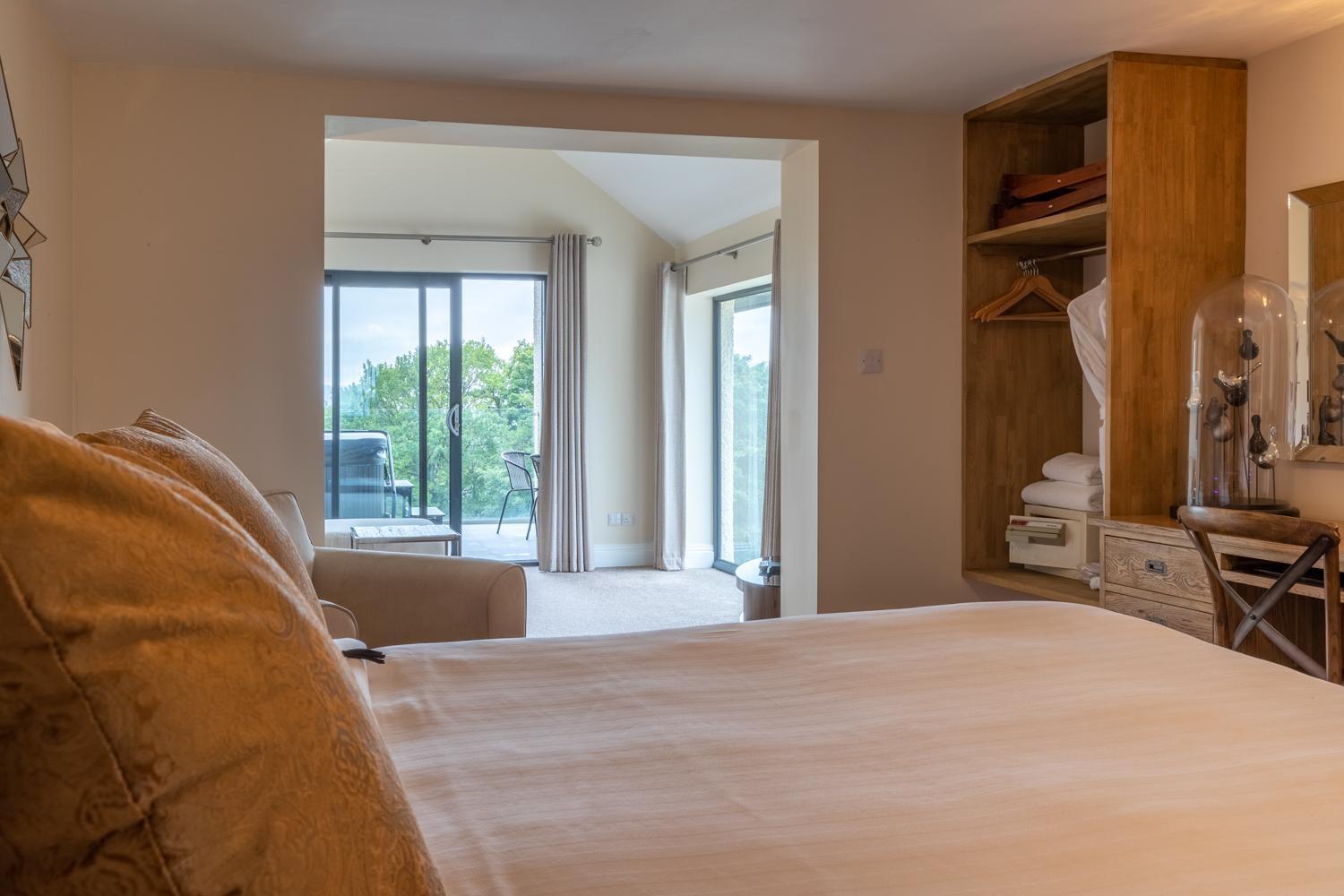 Lakes Hotel & Spa Bowness-on-Windermere Rum bild A bedroom at the hotel