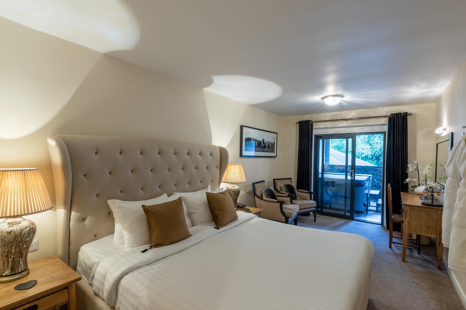 Lakes Hotel & Spa Bowness-on-Windermere Rum bild A bedroom at the hotel